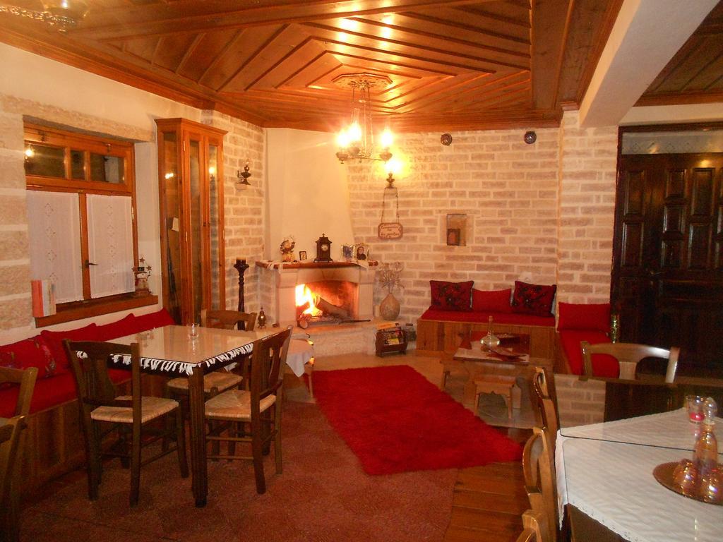 Traditional Guesthouse Marousio Rodavgi Zewnętrze zdjęcie